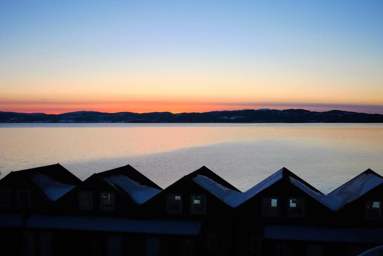 Вілла Hjellup Fjordbo Leksvik Екстер'єр фото