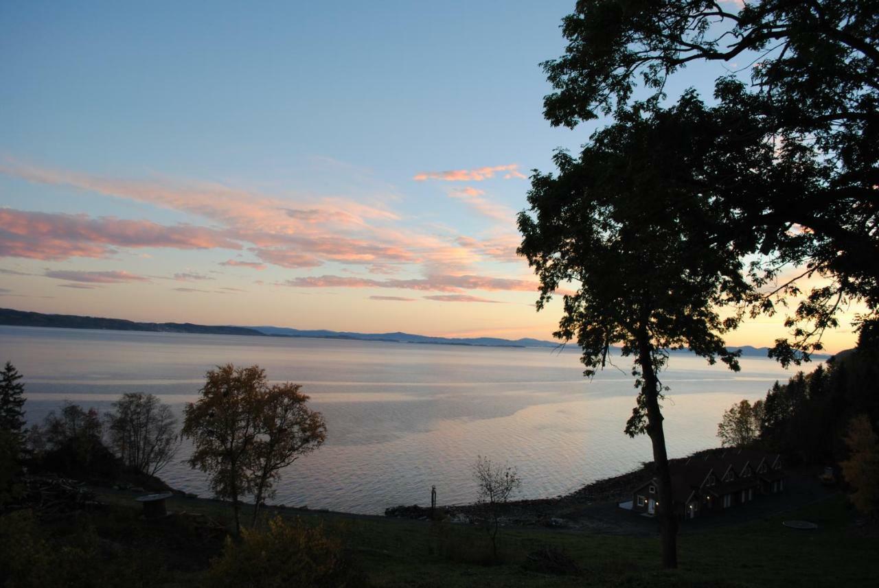 Вілла Hjellup Fjordbo Leksvik Екстер'єр фото